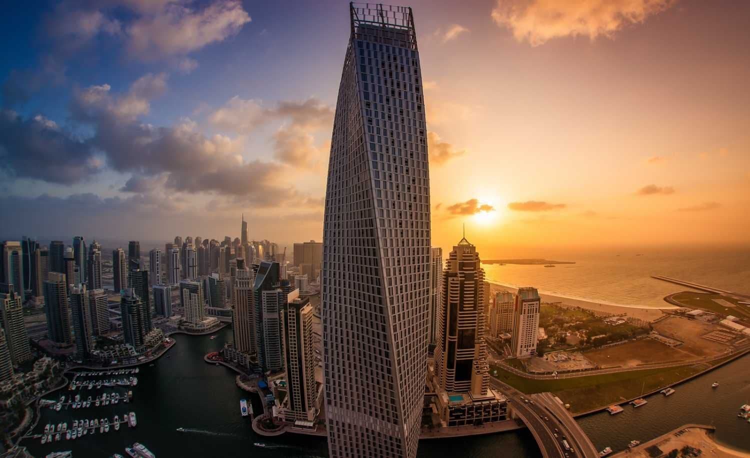 Cayan Tower, a development in Dubai Marina, Dubai, photo 2