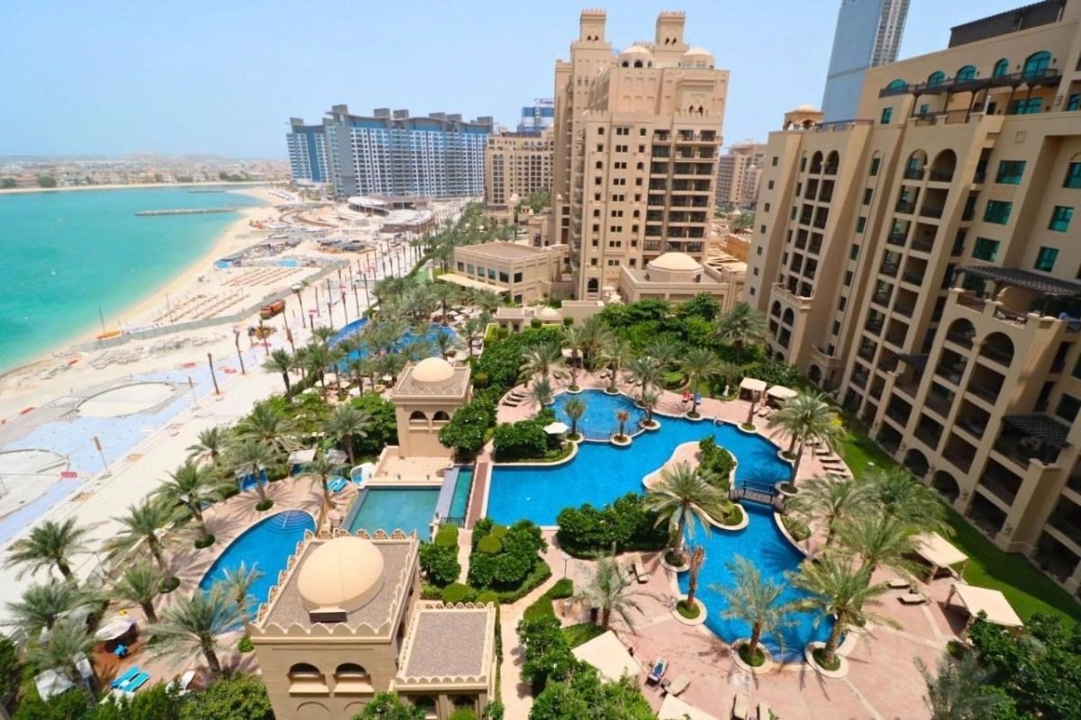 The Fairmont Palm Residences, a development in Palm Jumeirah, Dubai, photo 3