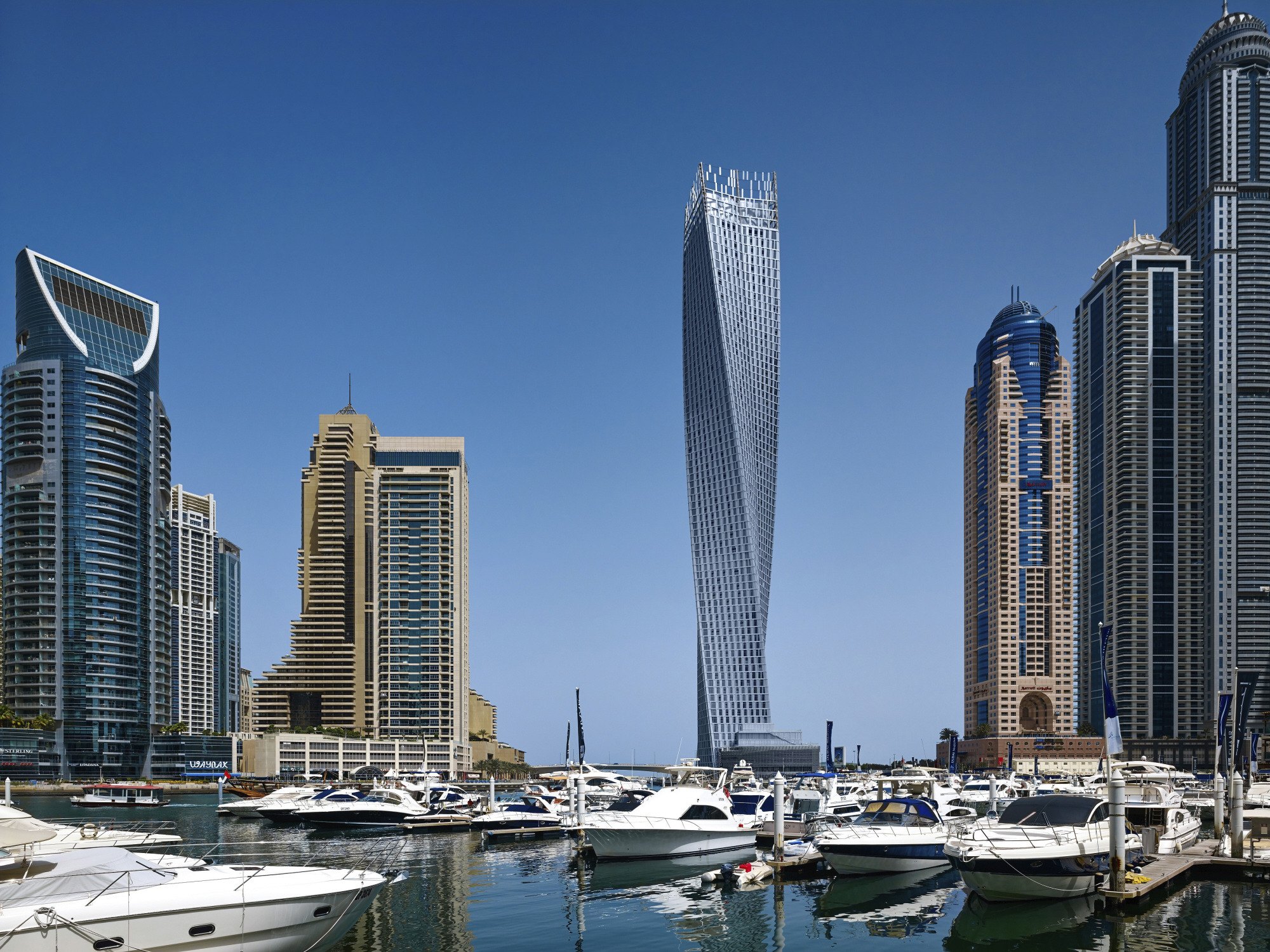 Cayan Tower, a development in Dubai Marina, Dubai, photo 3