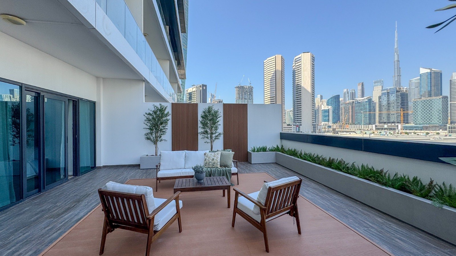 SOL Bay, a development in Business Bay, Dubai, photo 3