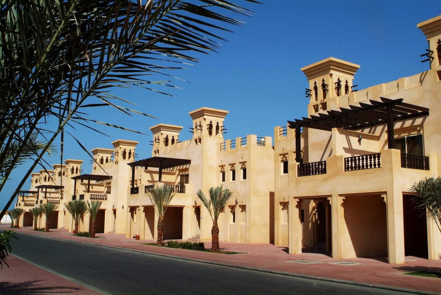 Al Hamra Village, a development in Al Jazeera Al Hamra, Dubai, photo 3