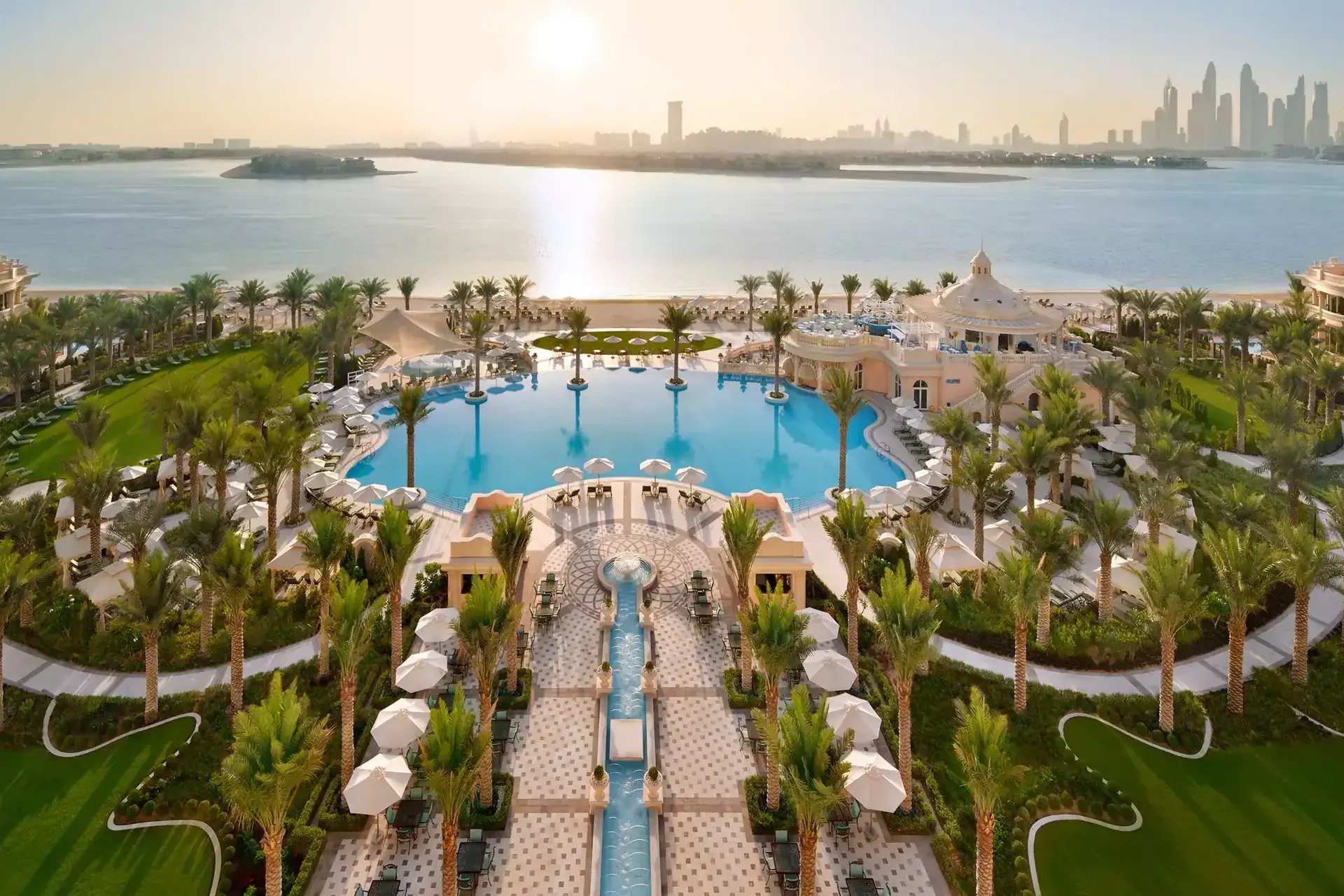 Raffles Residences The Palm Dubai, a development in Palm Jumeirah, Dubai, photo 4