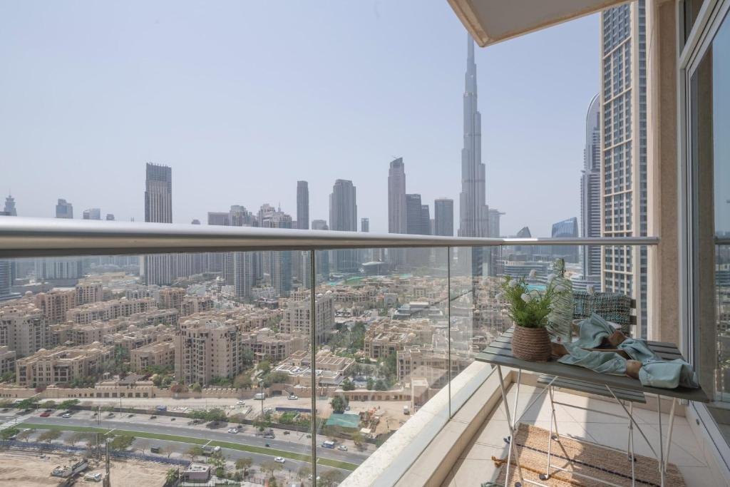Burj Views, a development in Arjan, Dubai, photo 4
