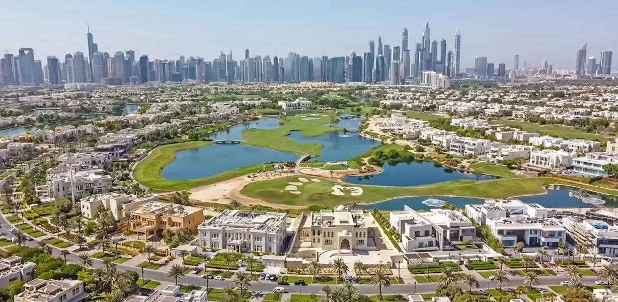 Emirates Hills, a residential community in Dubai